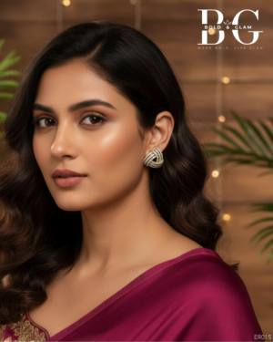 Tringle Overlap Sparkling Studs